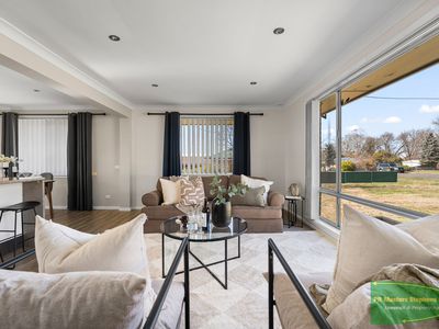 16 Amos Avenue, Blayney
