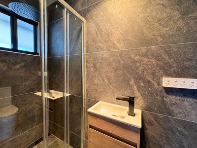 5 Holt Court, Moranbah