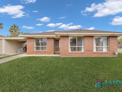 1 / 24 Oriole Drive, Werribee