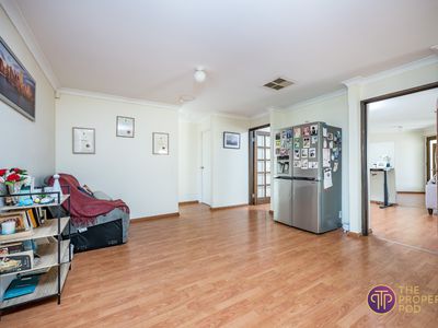 18 Santa Barbara Parade, Quinns Rocks