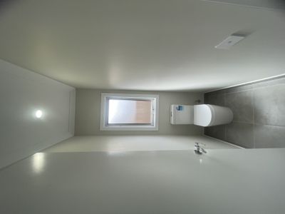 61 Sunlight Circuit, Lara