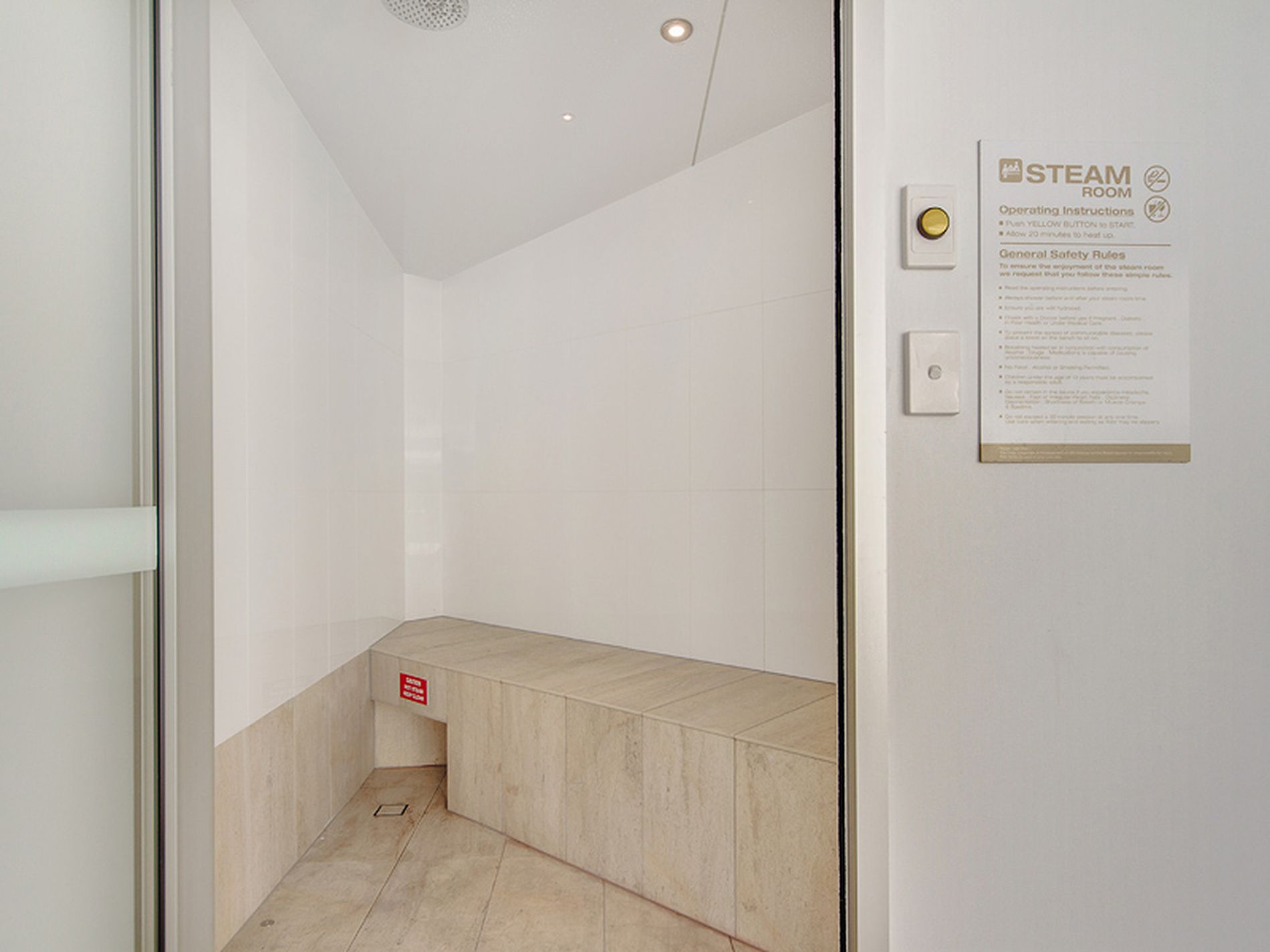 5A / 2 Nineteenth Avenue, Palm Beach