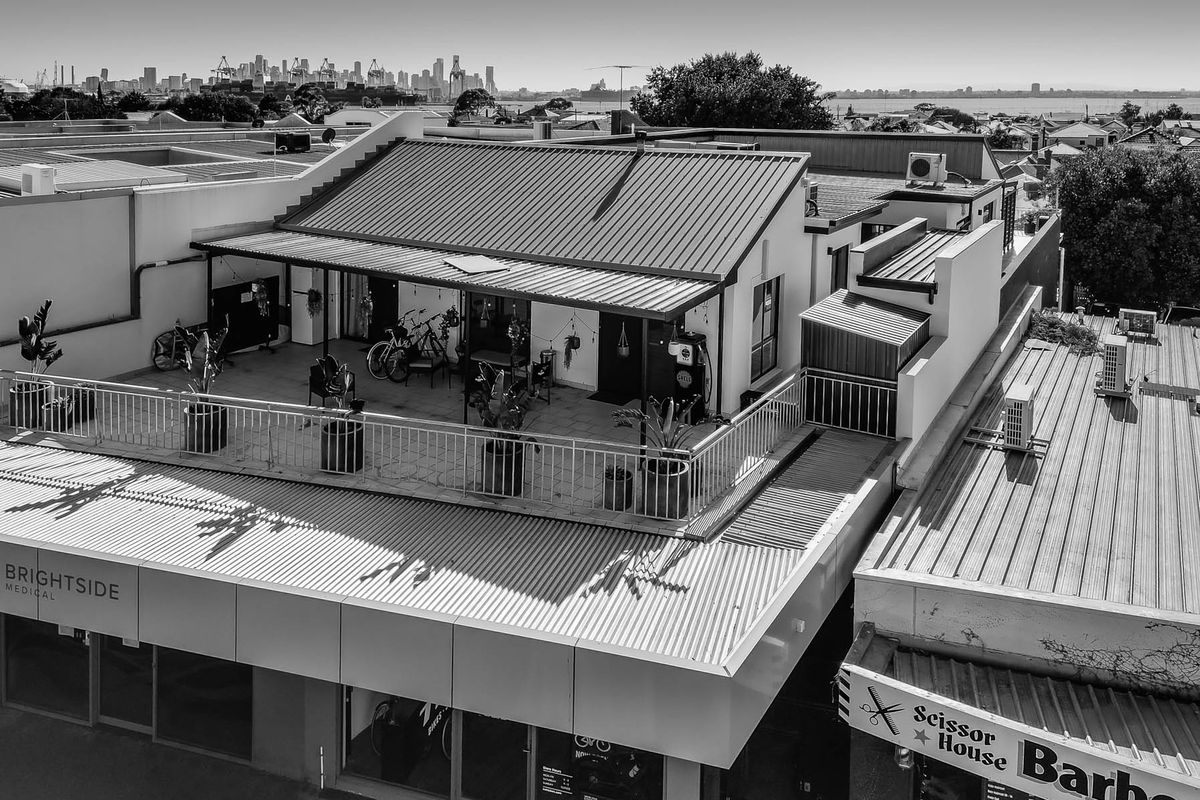 72 Douglas Parade, Williamstown