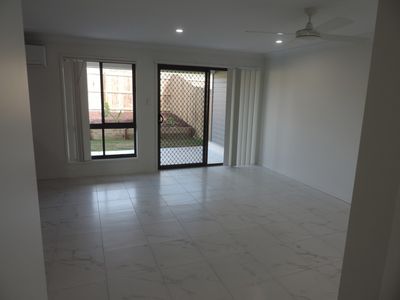 1 / 26 Sutherland Road, Branyan
