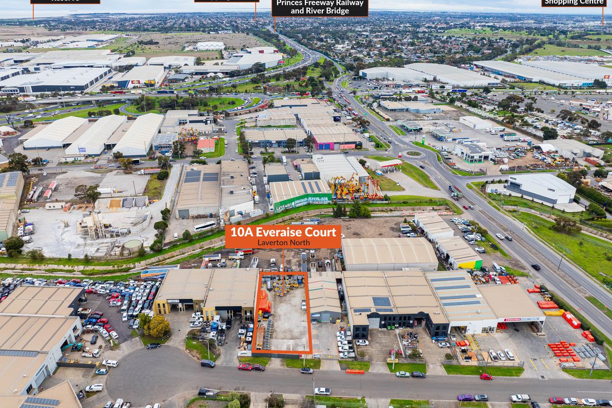 10A & 10B Everaise Court, Laverton North