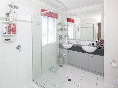 21 Stringybark Place, Heathwood