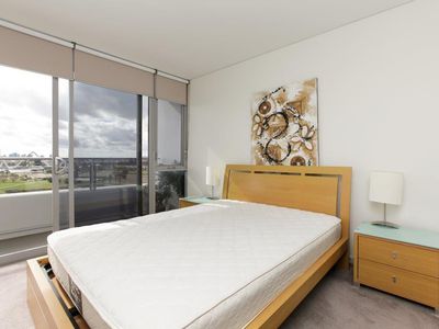 903 / 30 The Circus, Burswood