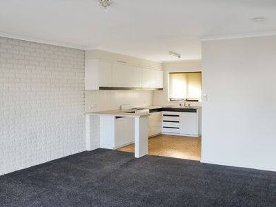 4 / 17 Stawell Road, Horsham