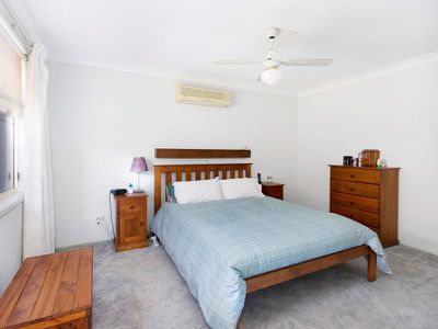 15 Amanda Place, Horsley