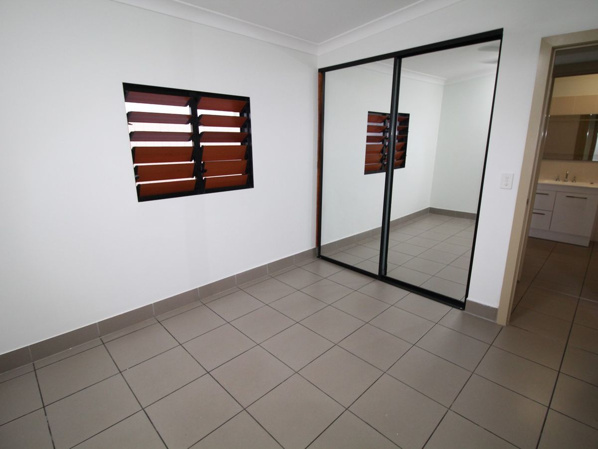 2 / 4 Grau Street, Atherton