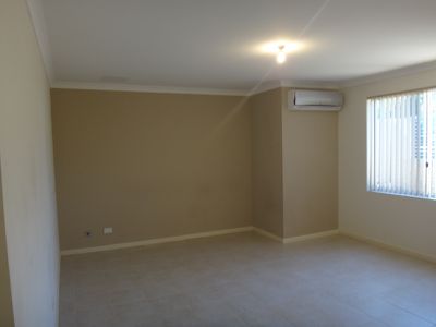 1/28 Earnley Way, Balga