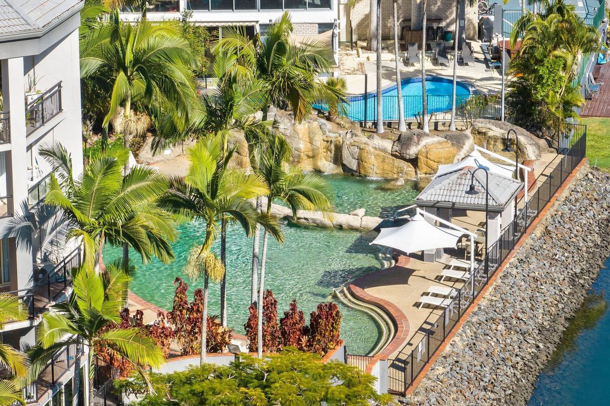 312 / 1 Paradise Island, Surfers Paradise