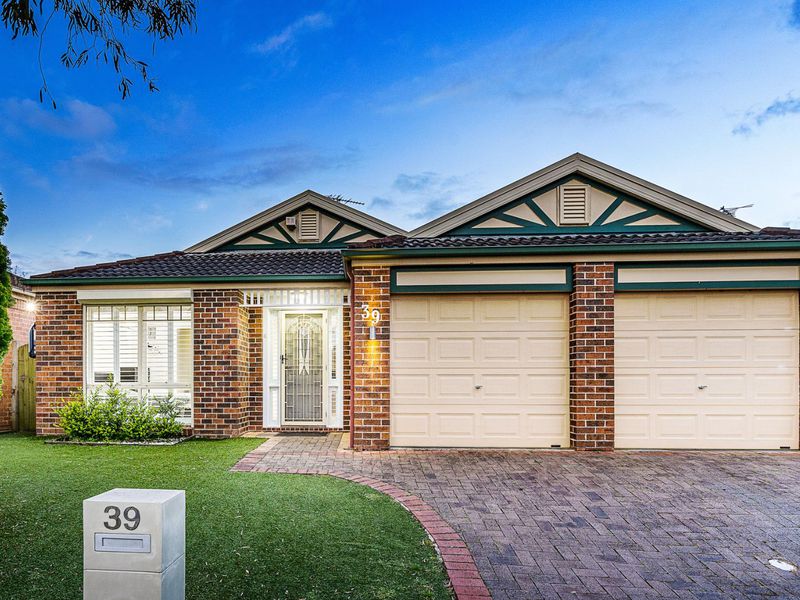 39 Canyon Drive, Stanhope Gardens
