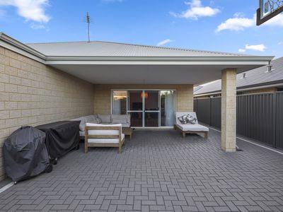 16 Balivanich Loop, Seville Grove