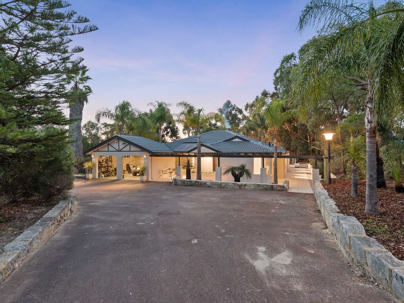 43 Evergreen Gardens, Carramar