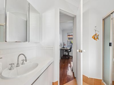 64A London Street, North Perth