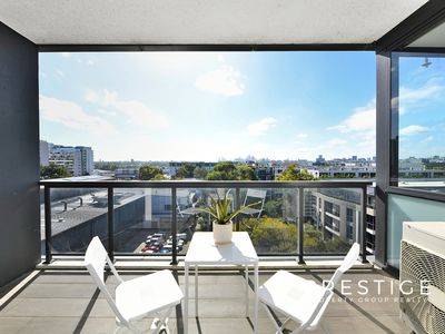 701 / 27 Church Avenue, Mascot