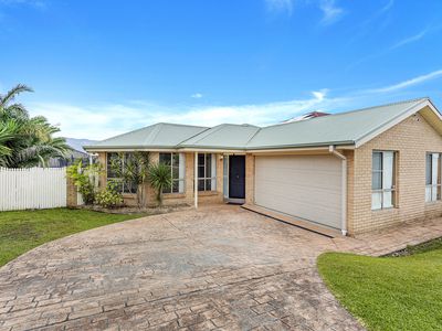 27 Denham Drive, Horsley