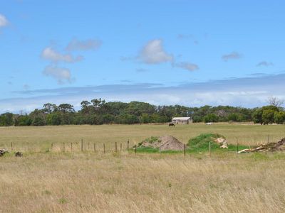 Lot 100, Racecourse Road, Millicent