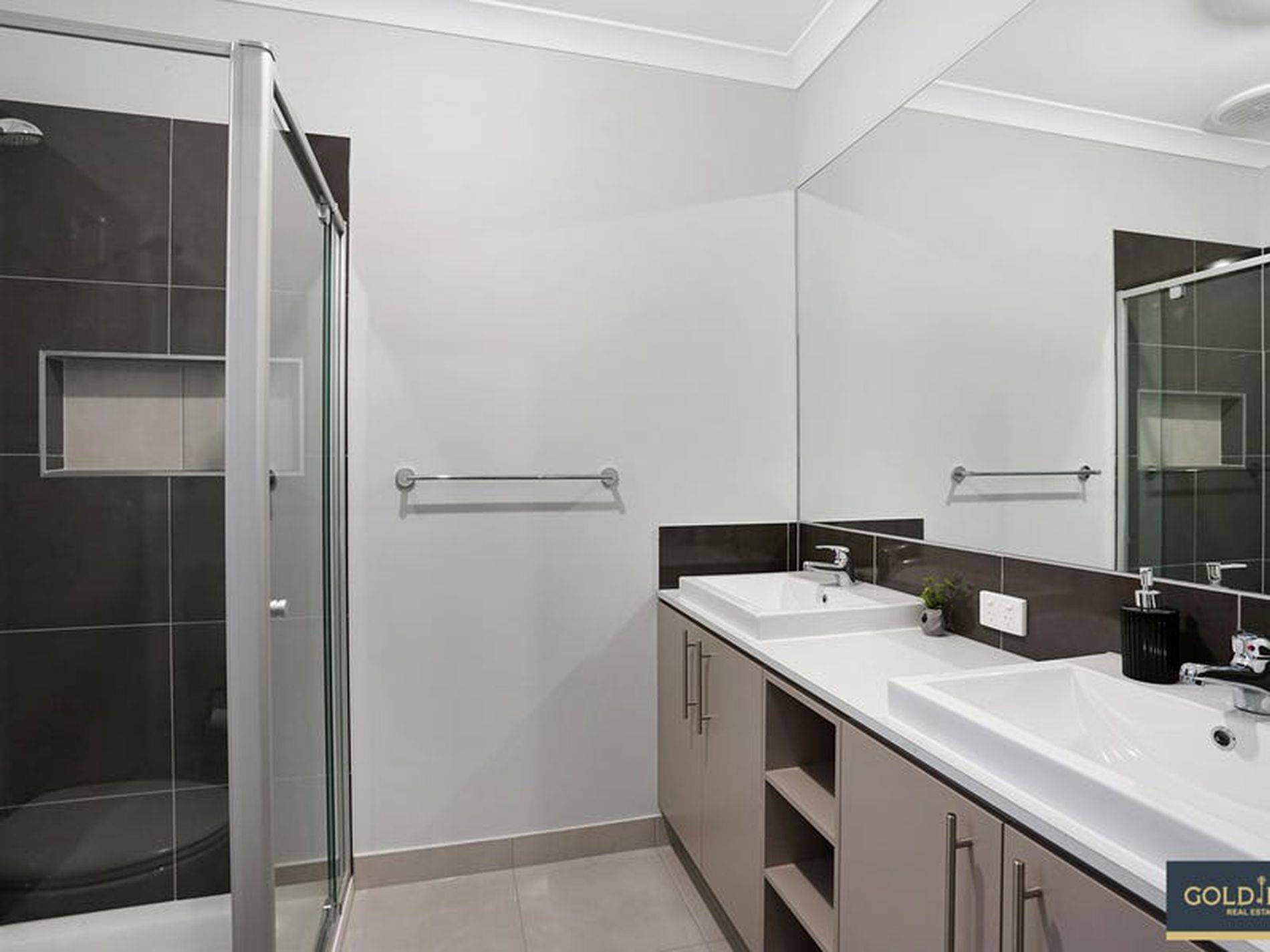 28 Leafy Road, Werribee