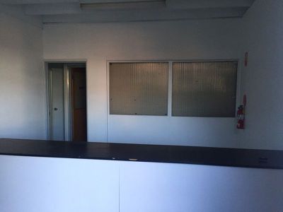 2 / 8 Third Avenue, Sunshine