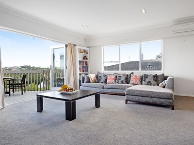 52 Chelsea View Drive, Chatswood