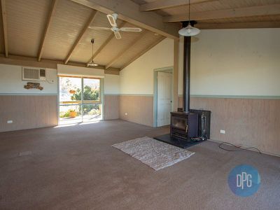 99 Star of the Glen Road, Bonnie Doon