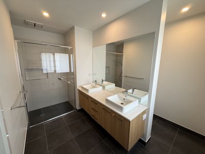 154 Mountain View Road, Balwyn North