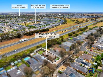 39 Tandara Circuit, Melton West