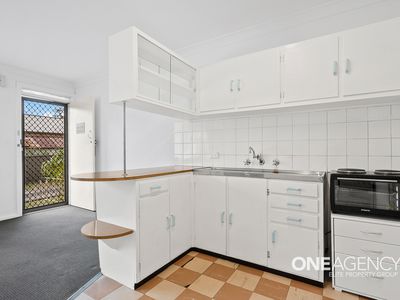2 / 210 Princes Highway, Dapto
