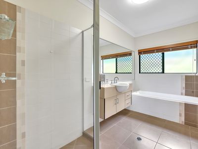 32 Lillipilli Street, Redlynch