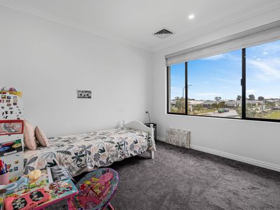 2 Norfolk Drive, Southern River