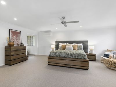 19 Greenside Court, Peregian Springs