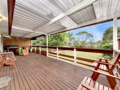 9 Elizabeth Crescent, Kingswood