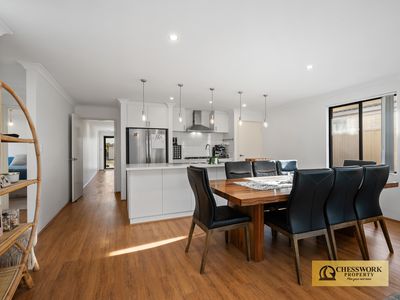 35 Marloo Street, Wattle Grove