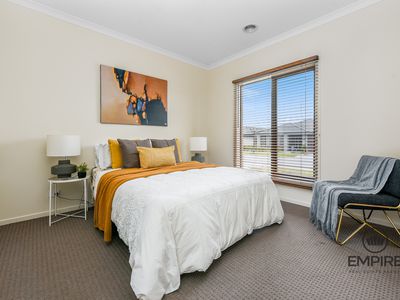 43 Pamplona Way, Clyde North
