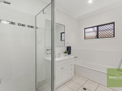12 Fuji Court, Mount Louisa