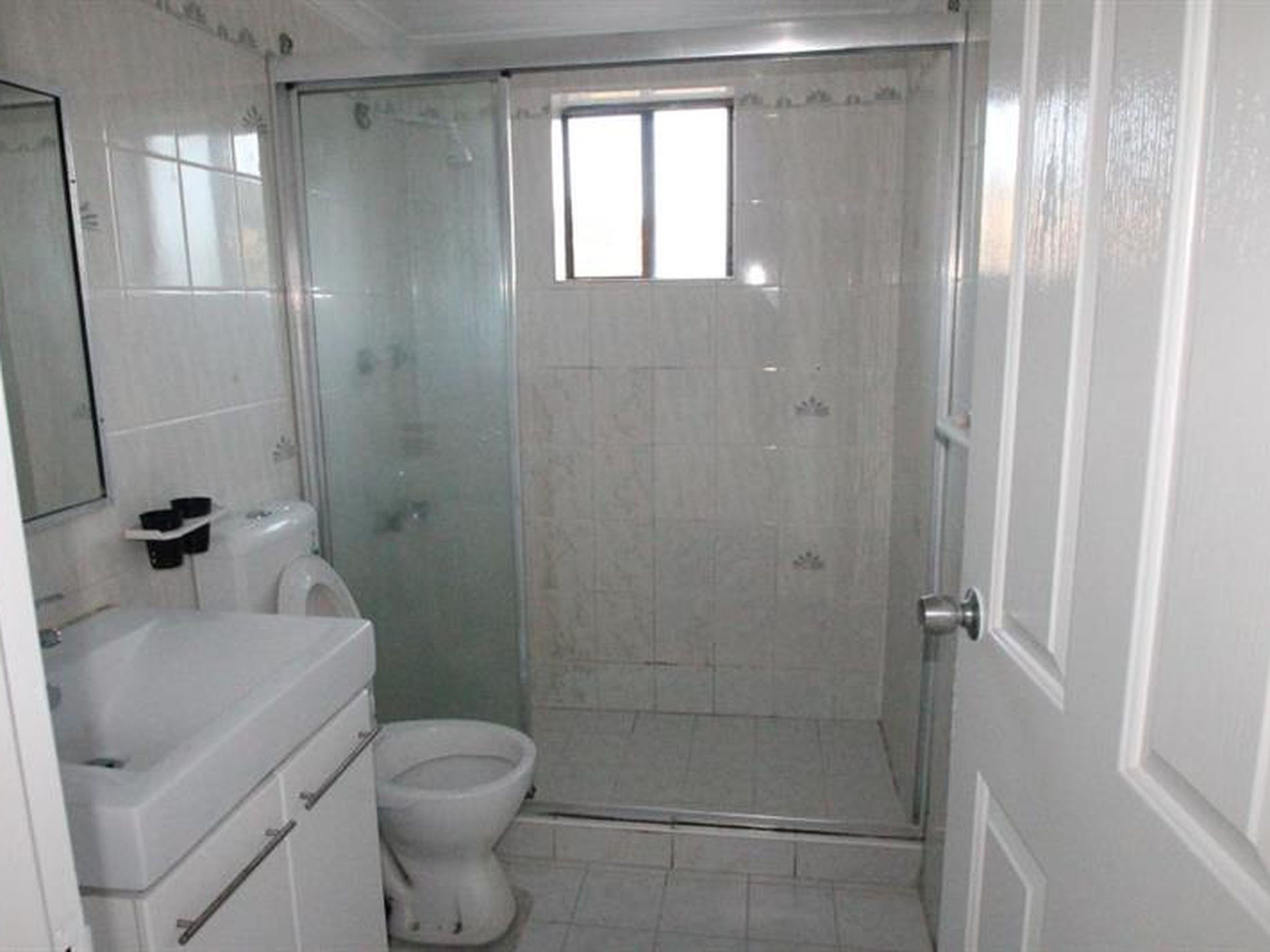 1 / 98 Wollongong Road, Arncliffe