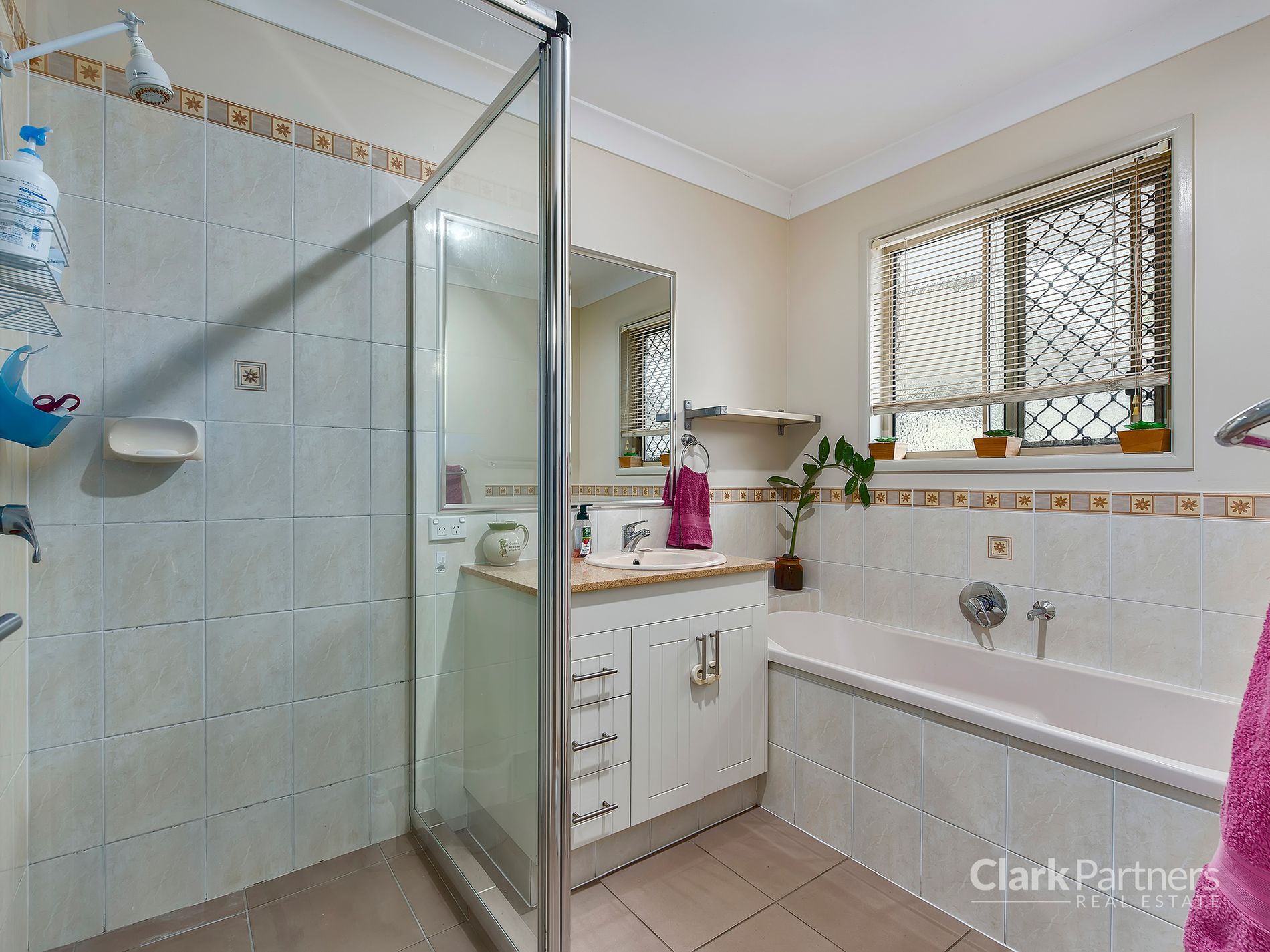 3 Ron Bischof Close, Cashmere
