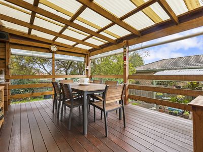 19 Mayfair Drive, Ferntree Gully