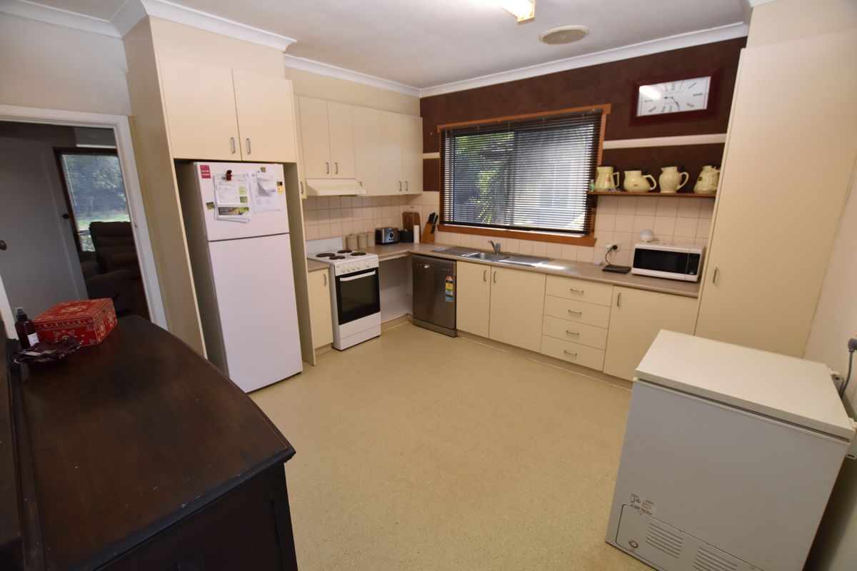 5 Palmer Crescent, Merrigum