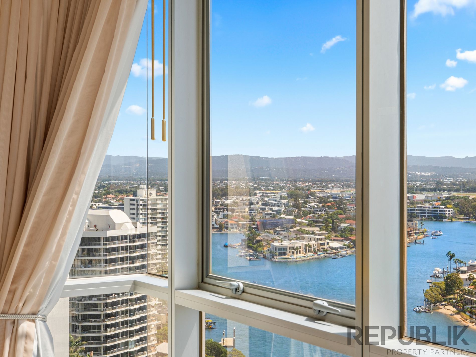 1171 / 23 Ferny Avenue, Surfers Paradise
