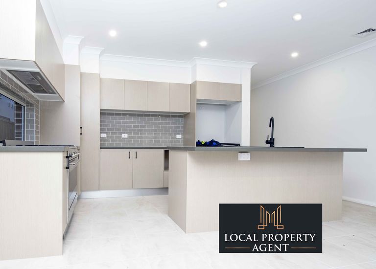 53 Torrens St, Canley Heights