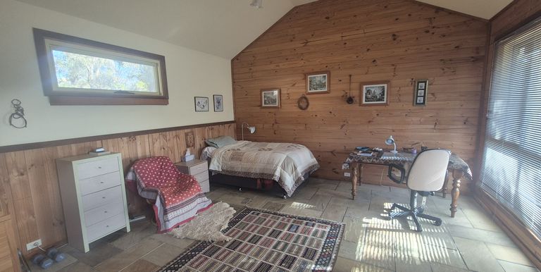 232 Gap Road , Longwood East