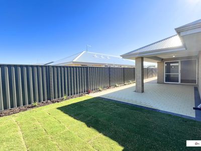 3 Kenton Way, Ravenswood