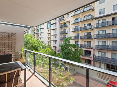 18 / 116 Mounts Bay Road, Perth