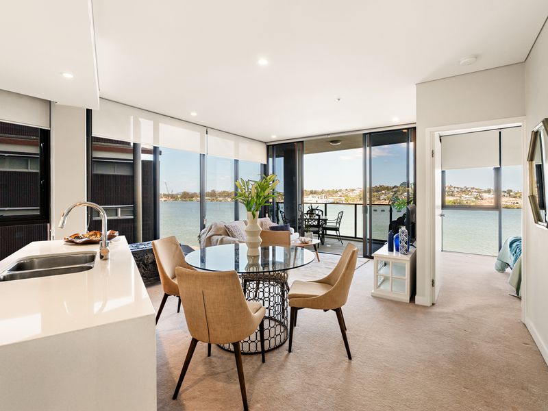 20303 / 37D Harbour Road, Hamilton