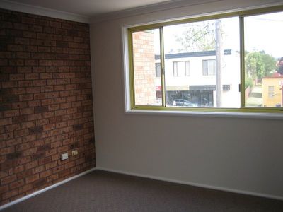 2 / 122A Tongarra Road, Albion Park