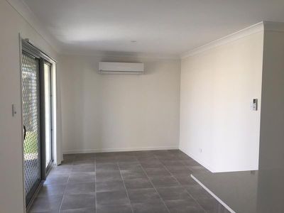 2 / 21 Taylor Circuit, Caboolture