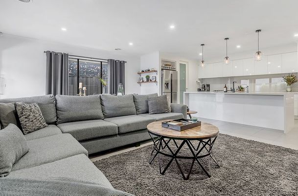 13 Hartney Avenue, Mickleham